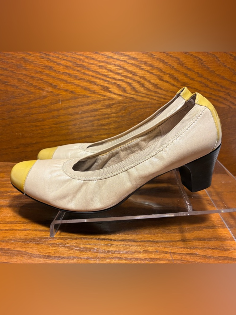 Munro Patent Toe Cap & Heel Accent Gold Leather Pumps USA MADE Size 11